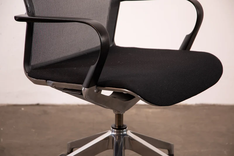 Vitra - Unix Chair