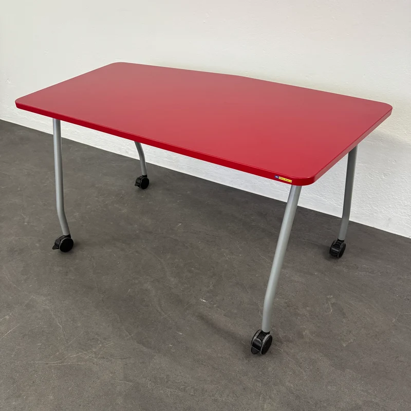 Steelcase Education Roll-Schreibtisch Rot-Silbergrau