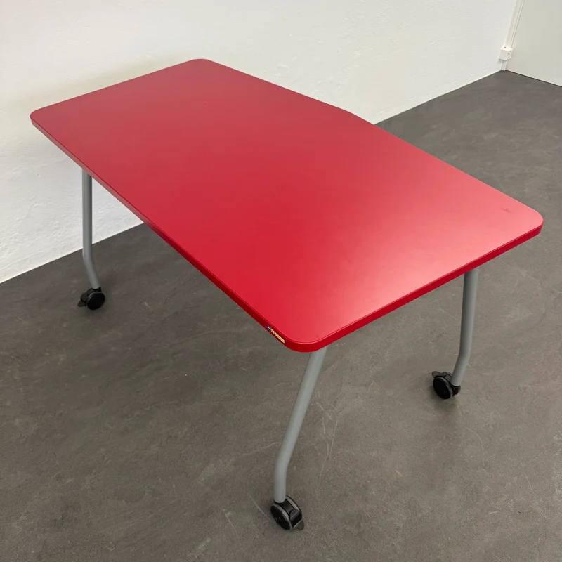Steelcase Education Roll-Schreibtisch Rot-Silbergrau