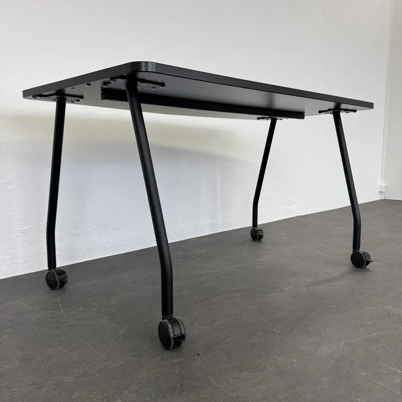 Steelcase Education Roll-Schreibtisch Schwarz-Schwarz