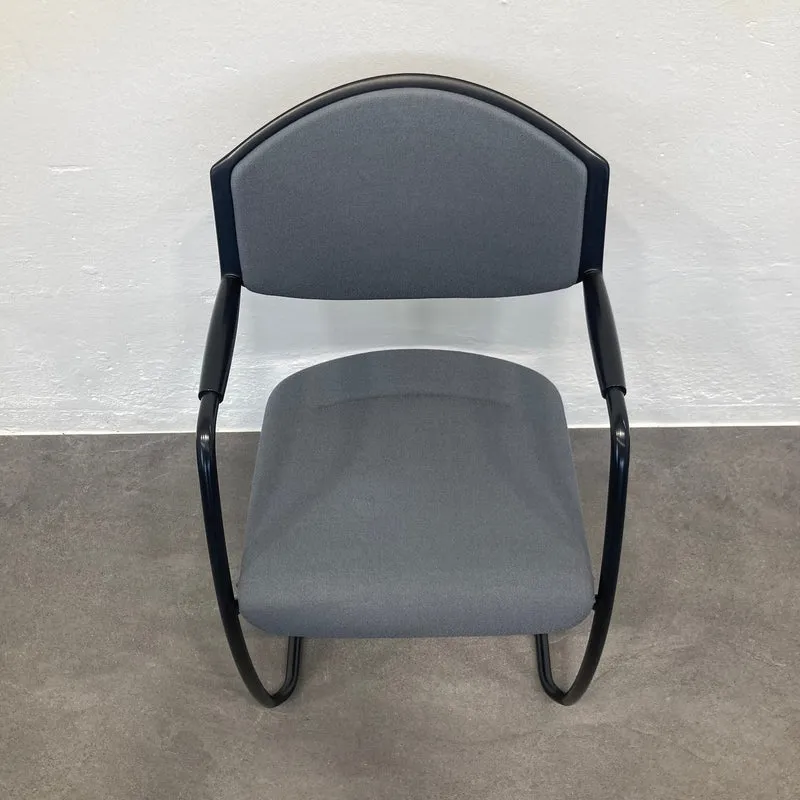 Giroflex G16 Freischwinger Bezug Stoff Anthrazit - stapelbar