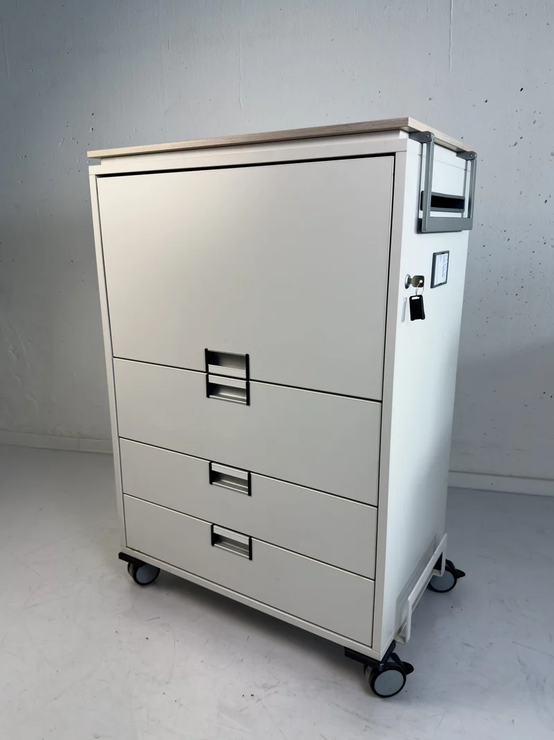 Steelcase - Caddy (mit Akaziendeckplatte)