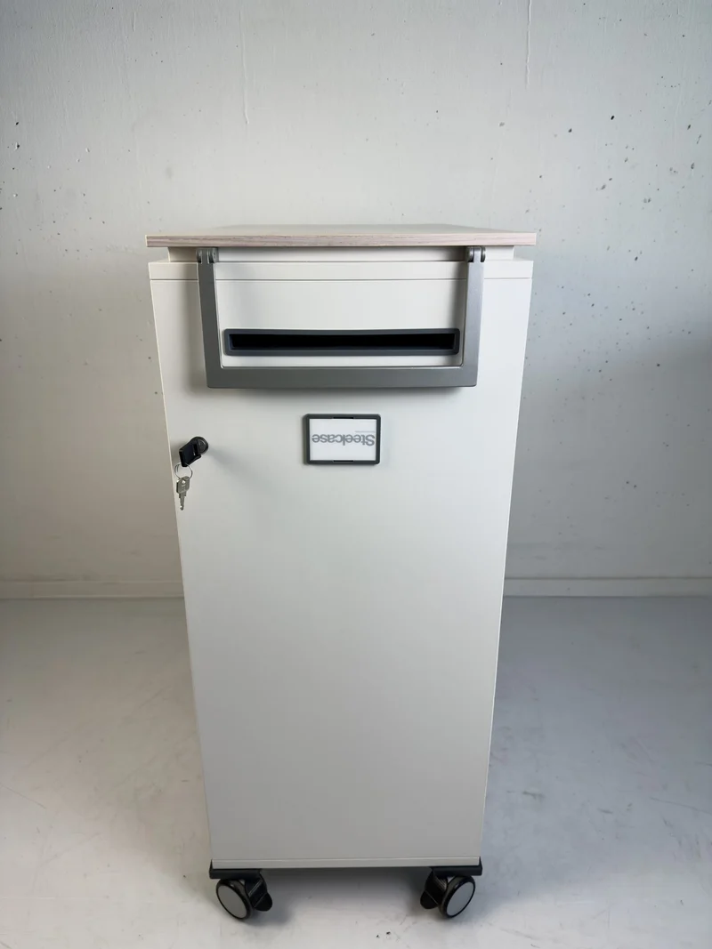 Caddy mit Akazienplatte (schmal) - Steelcase