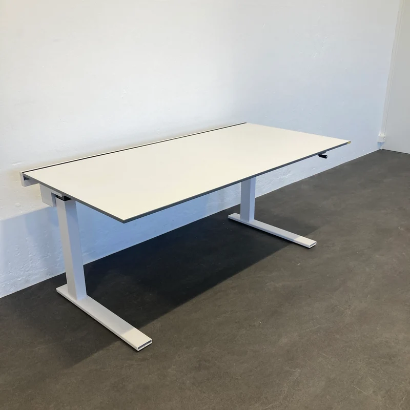 Lista Office LO Extend Schreibtisch 1600x800 mm