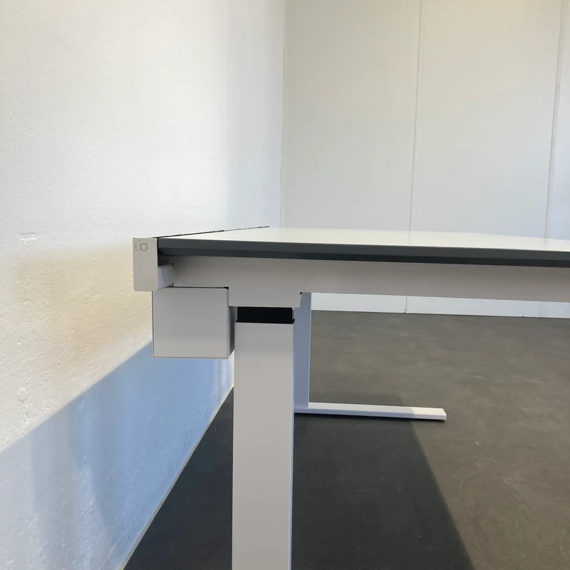 Lista Office LO Extend Schreibtisch 1600x800 mm