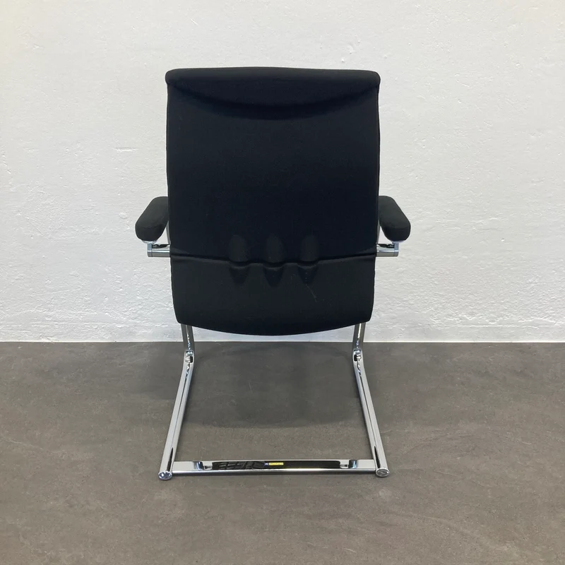Girsberger Trilax Freischwinger
