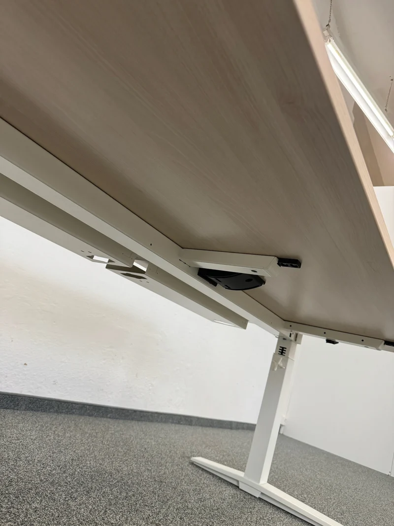 König + Neurath TALO.S Schreibtisch 1800x800mm - Akaziendekor