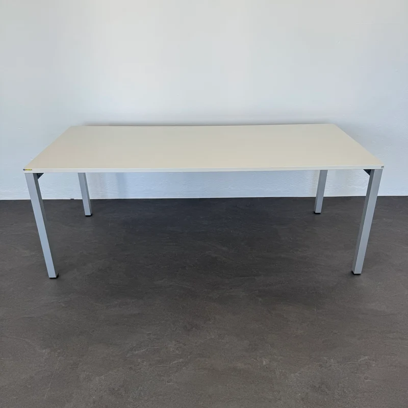Embru eQ Vierbeintisch 2000x900 mm