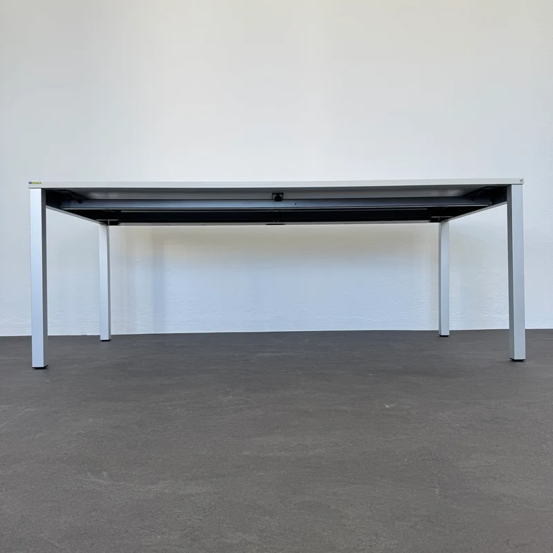 Embru eQ Vierbeintisch 2000x900 mm