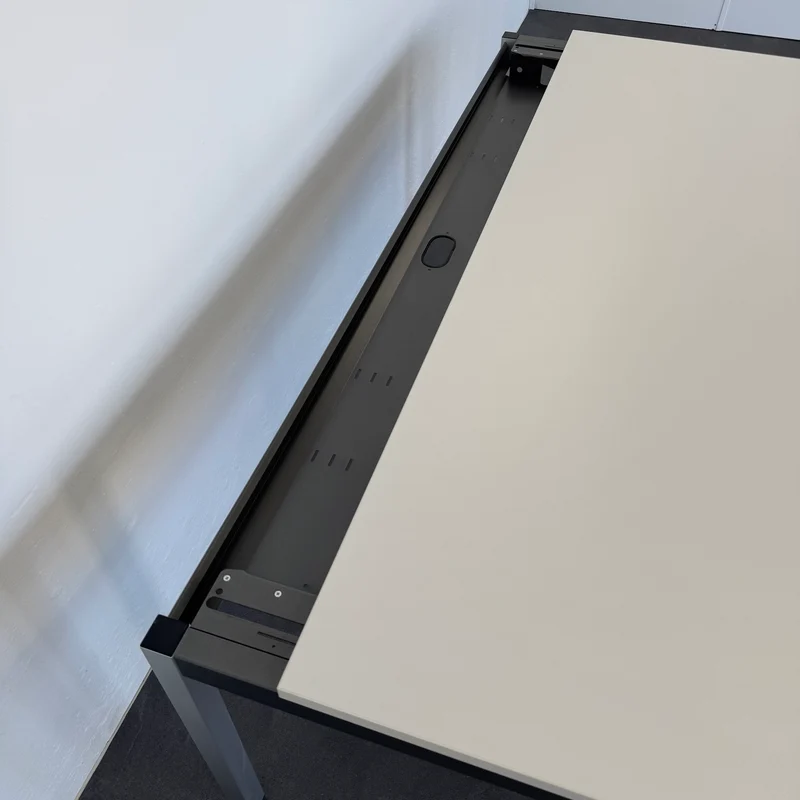 Embru eQ Vierbeintisch 2000x900 mm