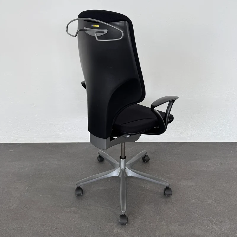 Giroflex G64 Bürodrehstuhl mit Armlehnen - Schwarz gemustert - fast neues Polster