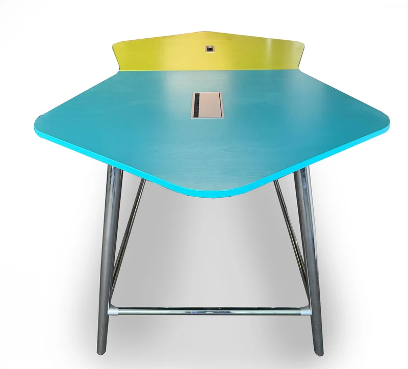SEDUS - mastermind flow High Desk