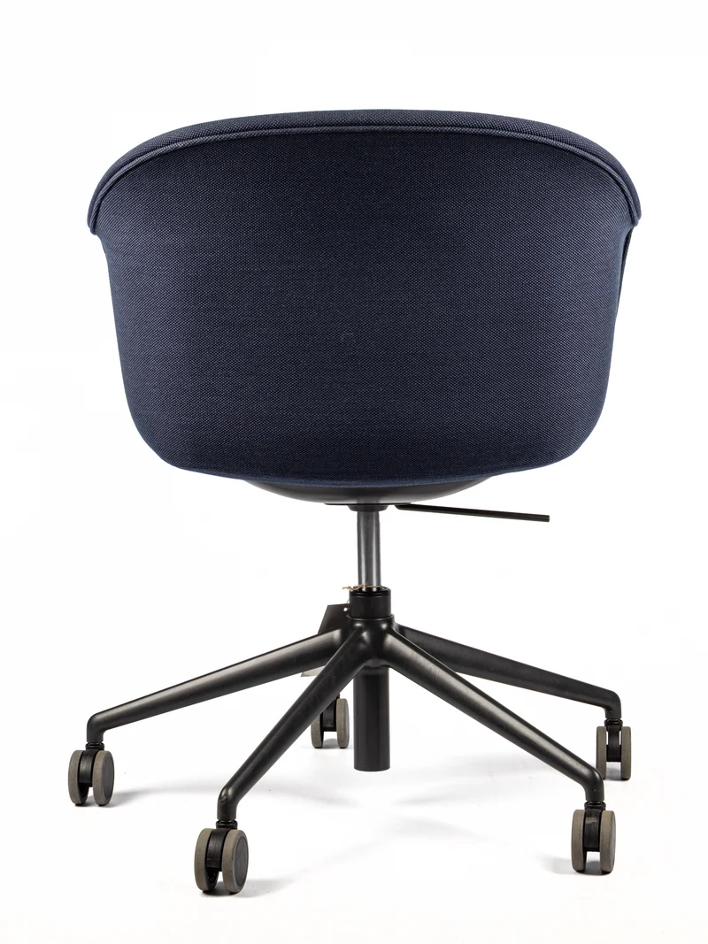 Muuto - Fiber Conference Armchair