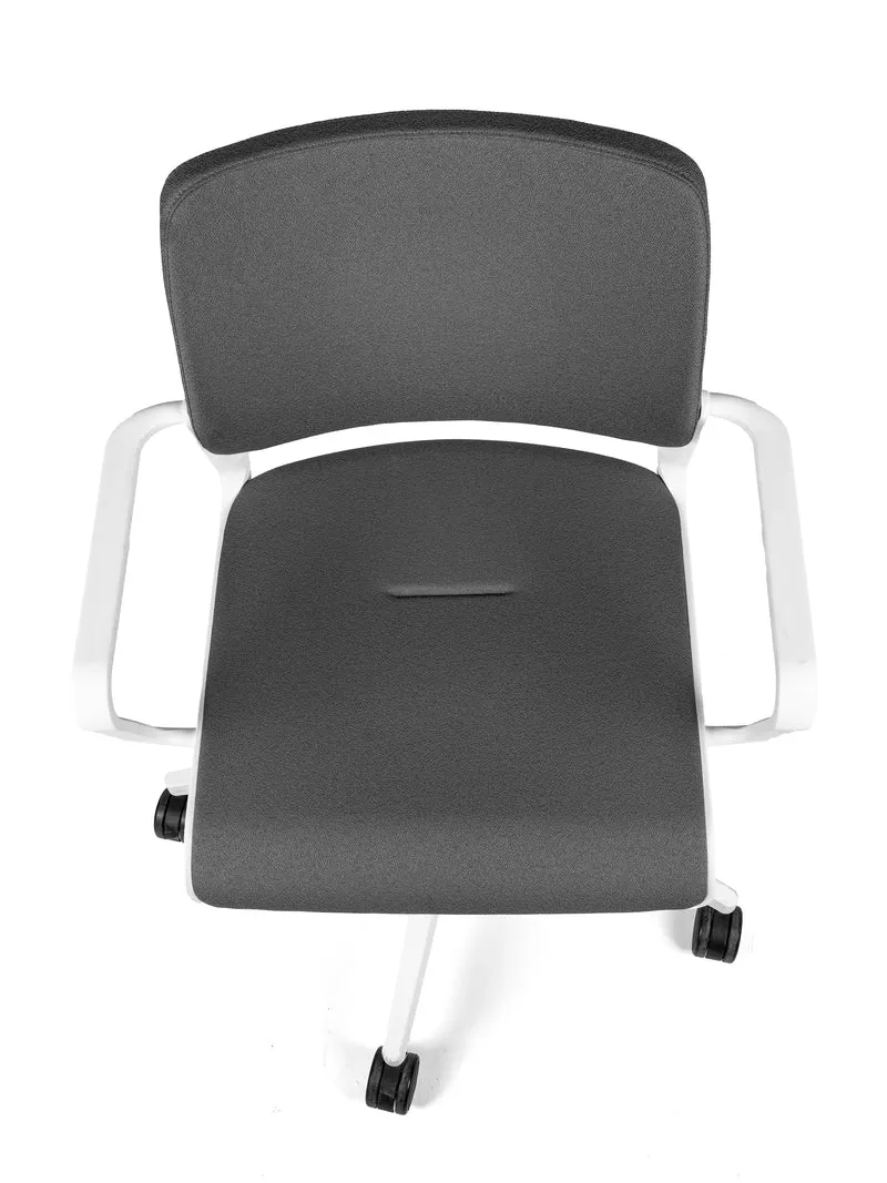 NowyStyl - Xilium Conference Swivel Chairs