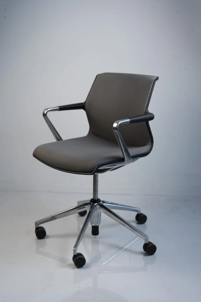 Vitra - Unix Chair