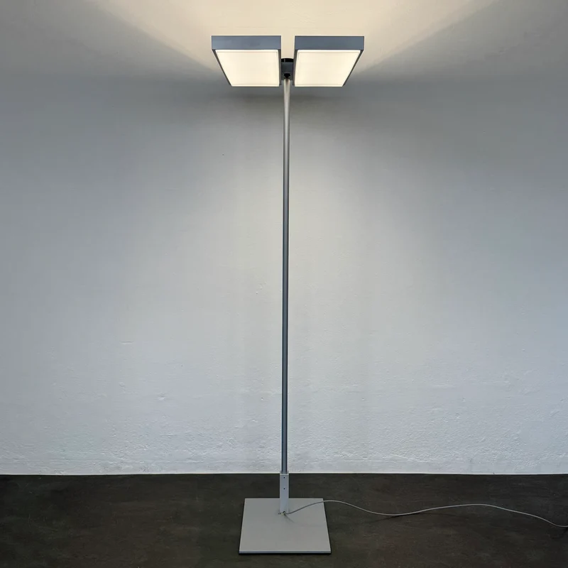 Regent Level LED Stehleuchte