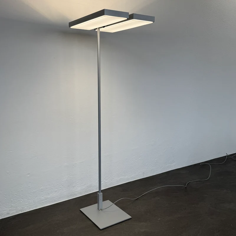 Regent Level LED Stehleuchte