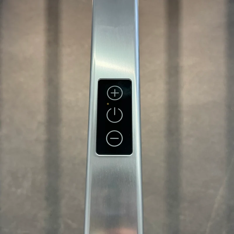 Zumtobel Basic LED Stehleuchte