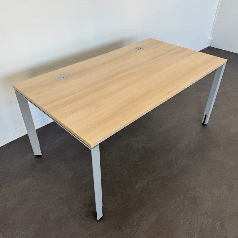 Steelcase Frame One Schreibtisch 1600x900 mm - Akazie