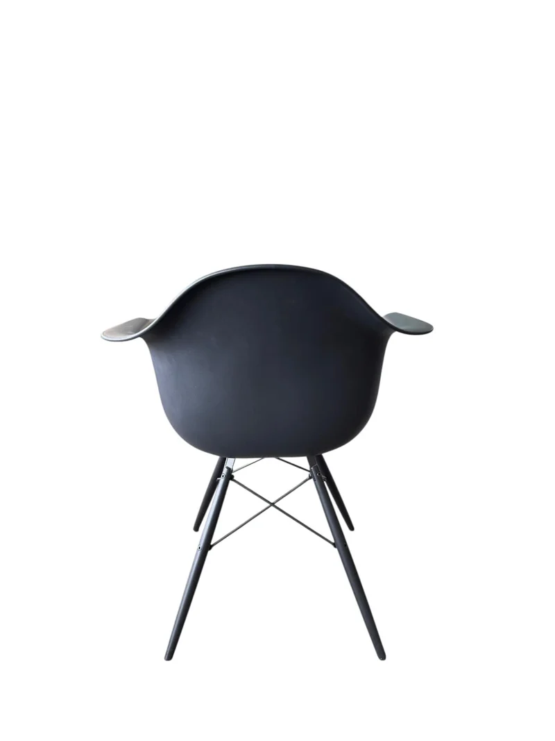 Vitra - Eames Plastic Armchair