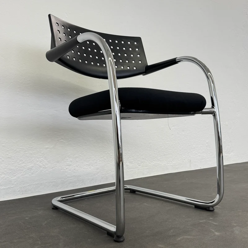 Vitra Visavis Freischwinger - stapelbar - Schwarz-Chrom Zustand Gut