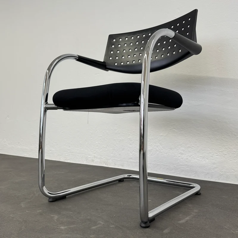 Vitra Visavis Freischwinger - stapelbar - Schwarz-Chrom Zustand Gut