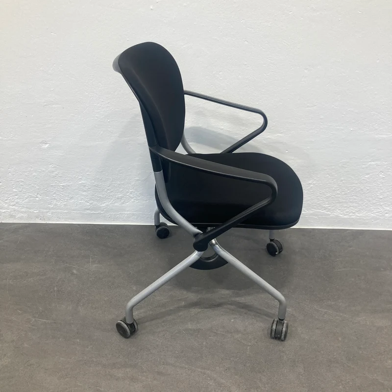 KI Torsion On The Go Roll-Sitzungsstuhl Schwarz