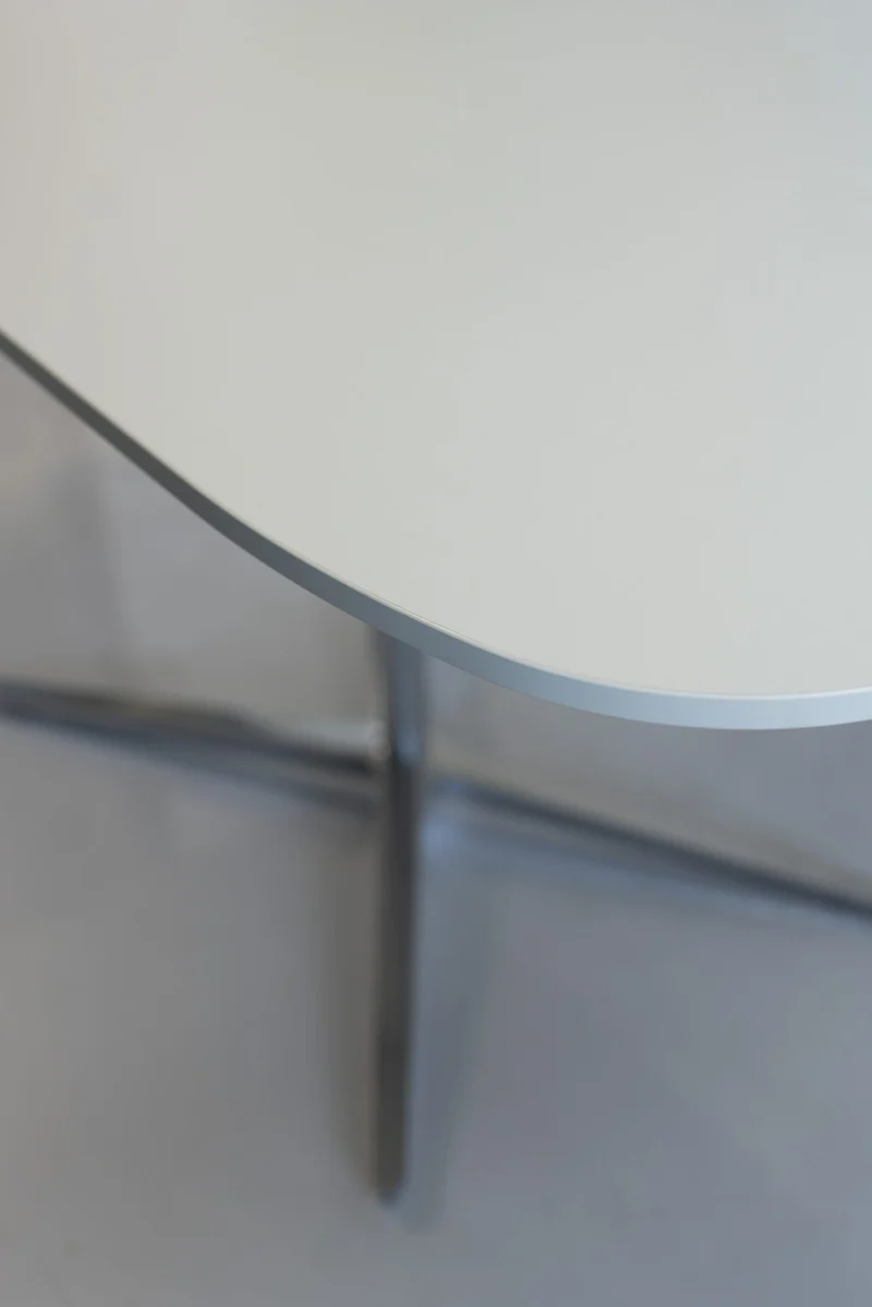 bene - Club Table