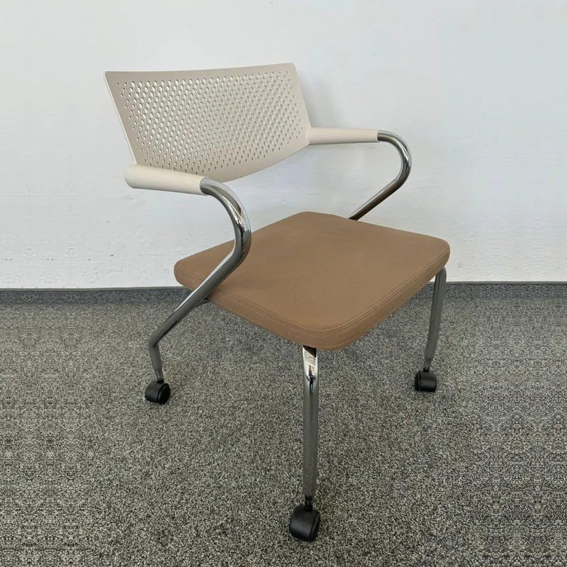 Vitra Visaroll 2 Stuhl Cognac