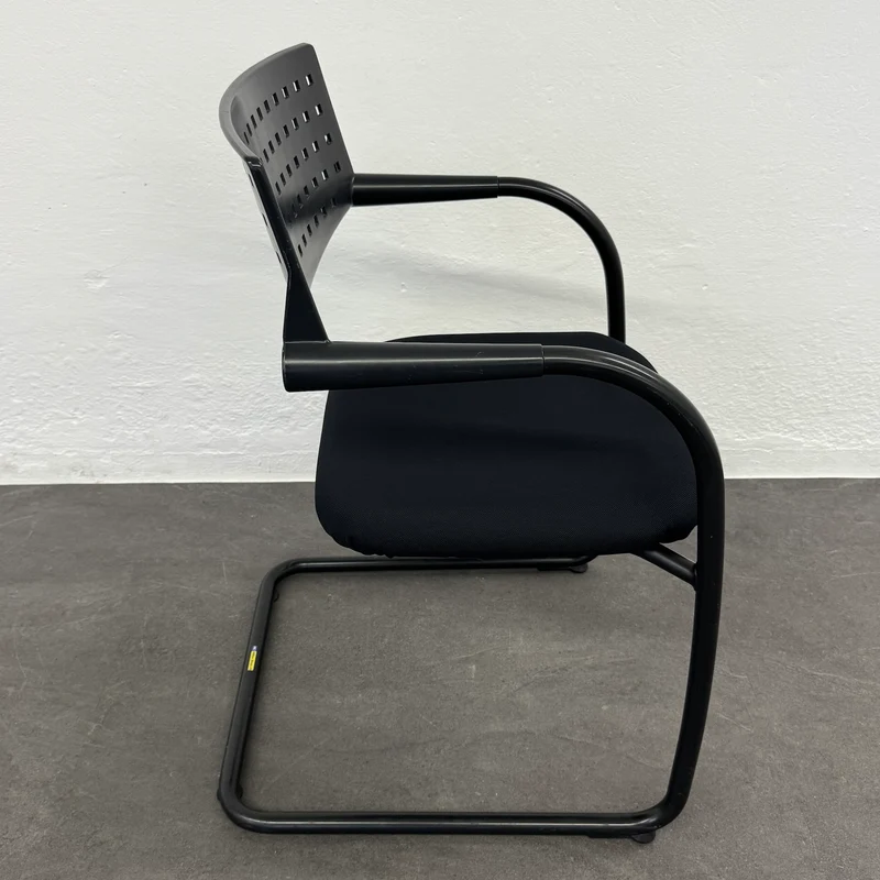 Vitra Visavis Freischwinger - stapelbar - Schwarz-Schwarz