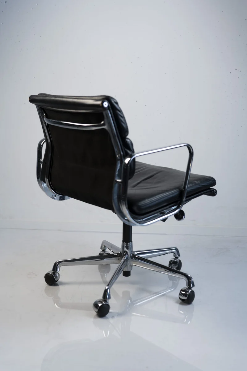 Vitra - Soft Pad Chair