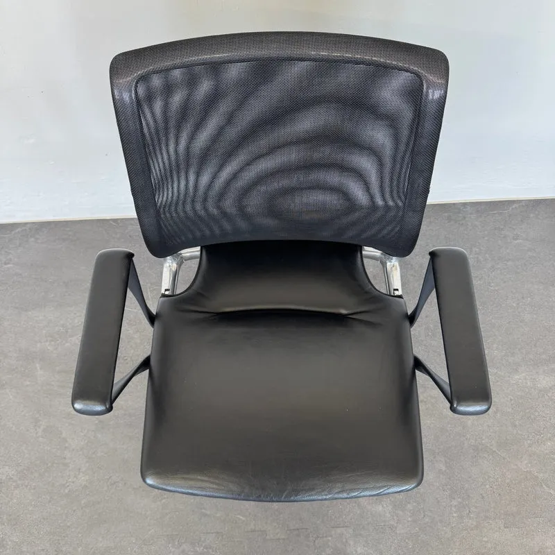 Vitra Meda Chair Sitzungsdrehstuhl