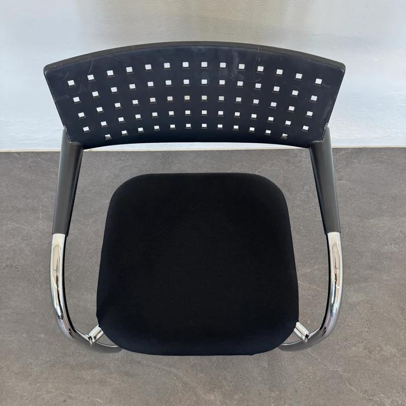 Vitra Testartikel - Visavis Freischwinger