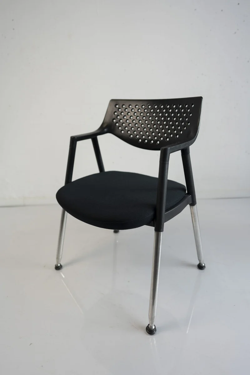 Vitra Besucherstuhl