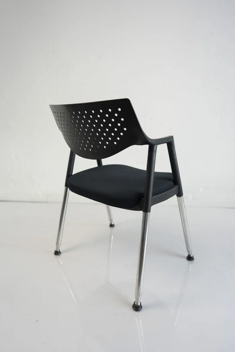 Vitra Besucherstuhl