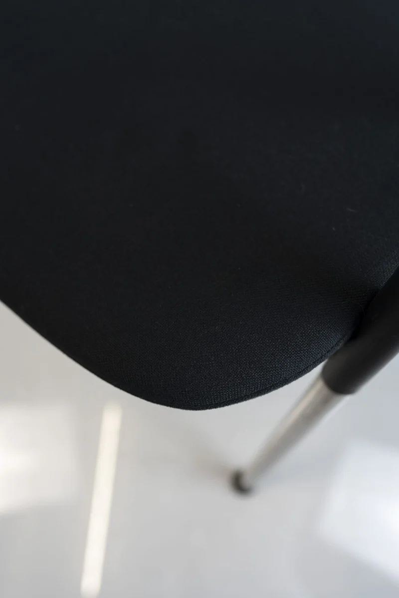 Vitra Besucherstuhl