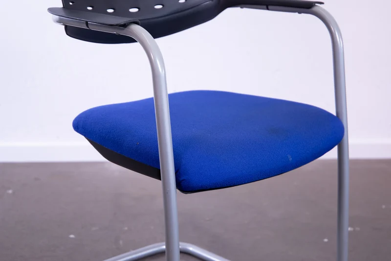 Rovo Chair "2425AS", Freischwinger, Stapelstuhl, Hellgrau/Schwarz/Blau