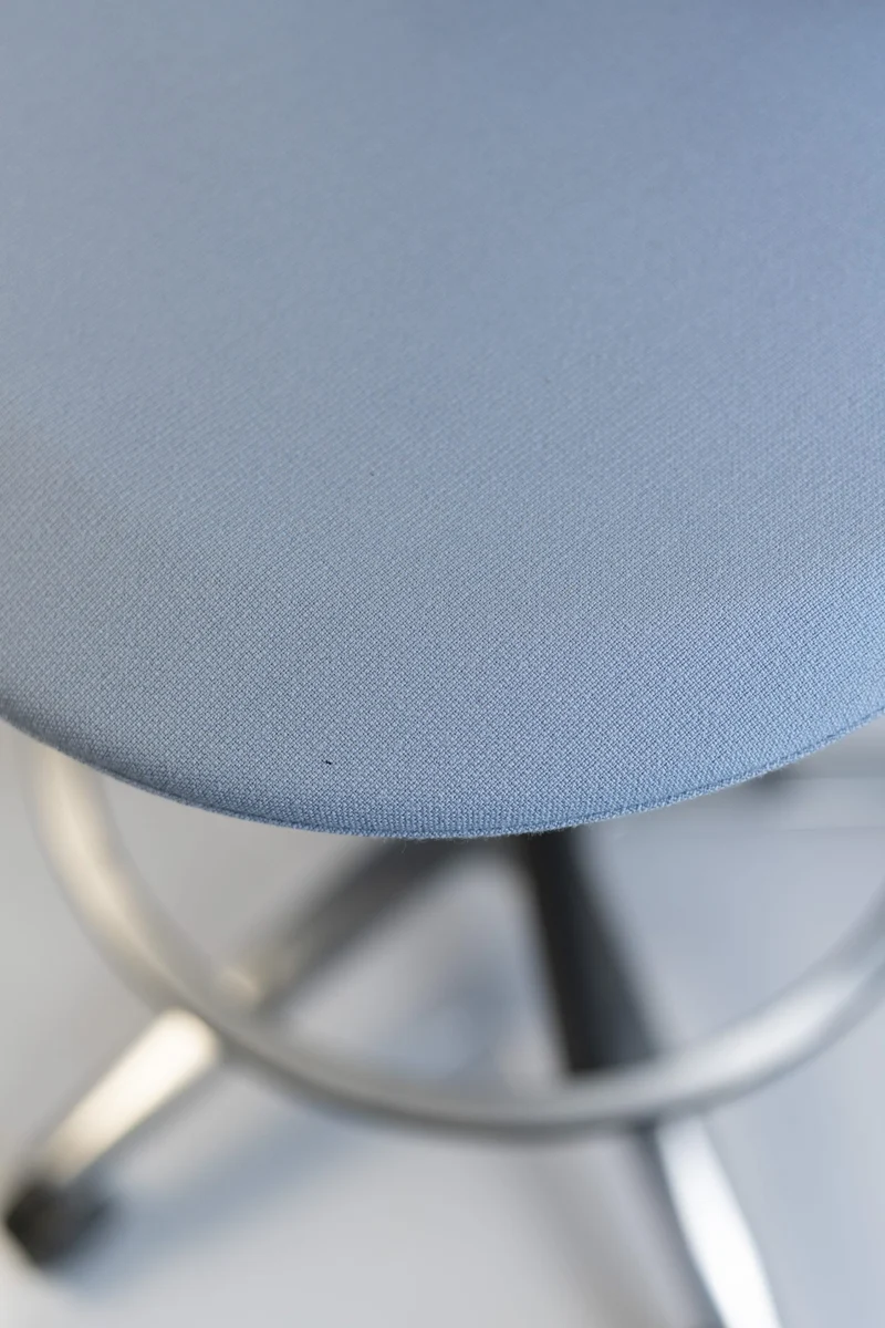 SEDUS - turn around tu-181 High Desk Chair