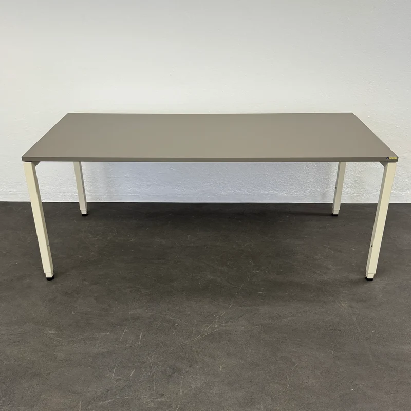 Lista Office Motion Schreibtisch Cubanitgrau/Perlweiss - 1800x800 mm