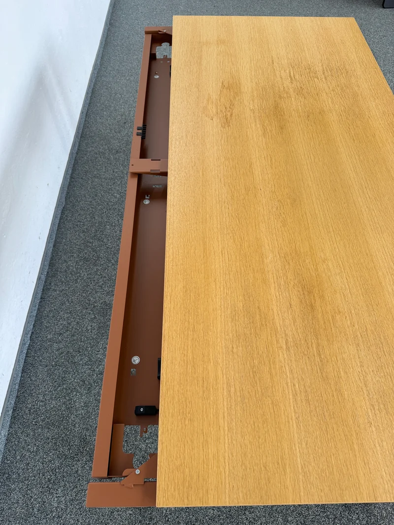 Lista Office LO Motion Schreibtisch Eichenfurnier/Kupferbraun - 1800x800 mm