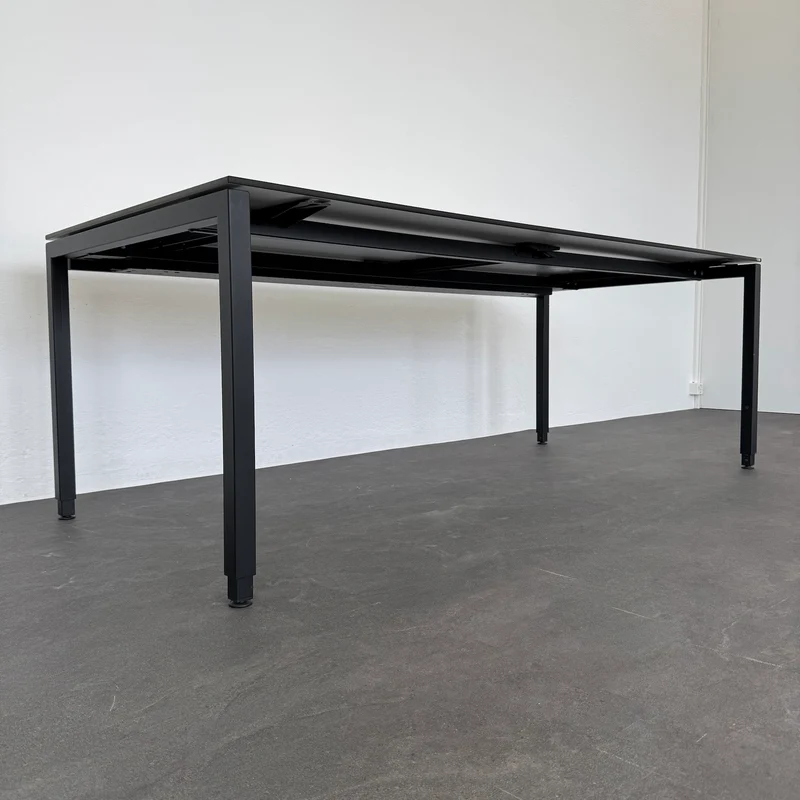 Lista Office LO Motion Schreibtisch HPL Kieselgrau/Schwarz - 2000x900 mm