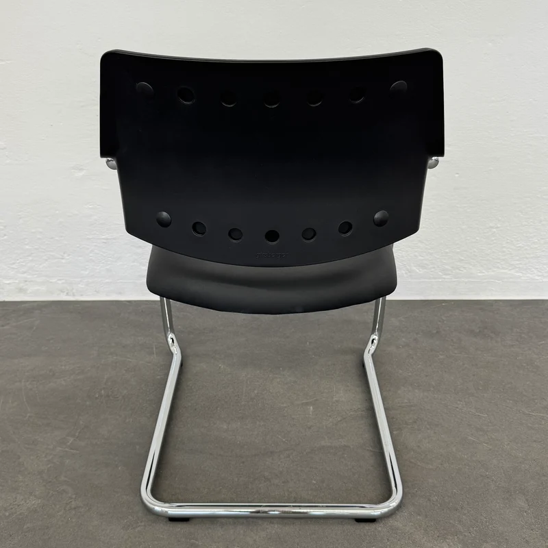 Girsberger 3300 Freischwinger mit Leder Polsterung Schwarz - Gestell Chrom