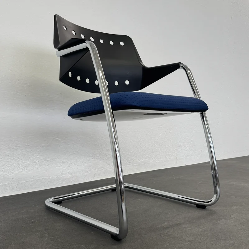 Girsberger 3300 Freischwinger mit Sitzfläche Stoff Blau - Gestell Chrom