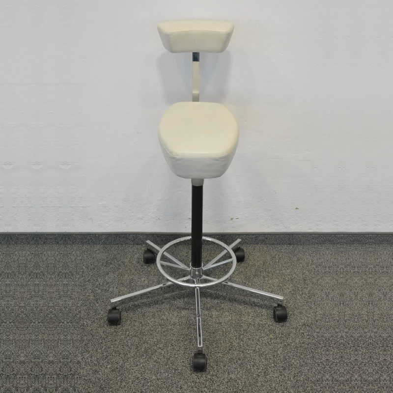 Vitra Nelson Perch Arbeitsstuhl mit Armstütze