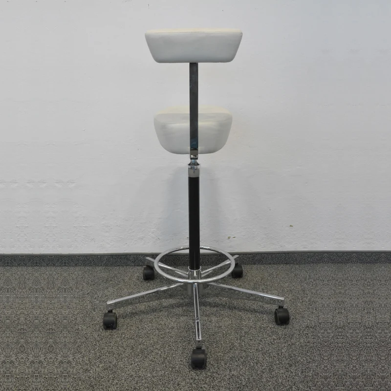 Vitra Nelson Perch Arbeitsstuhl mit Armstütze