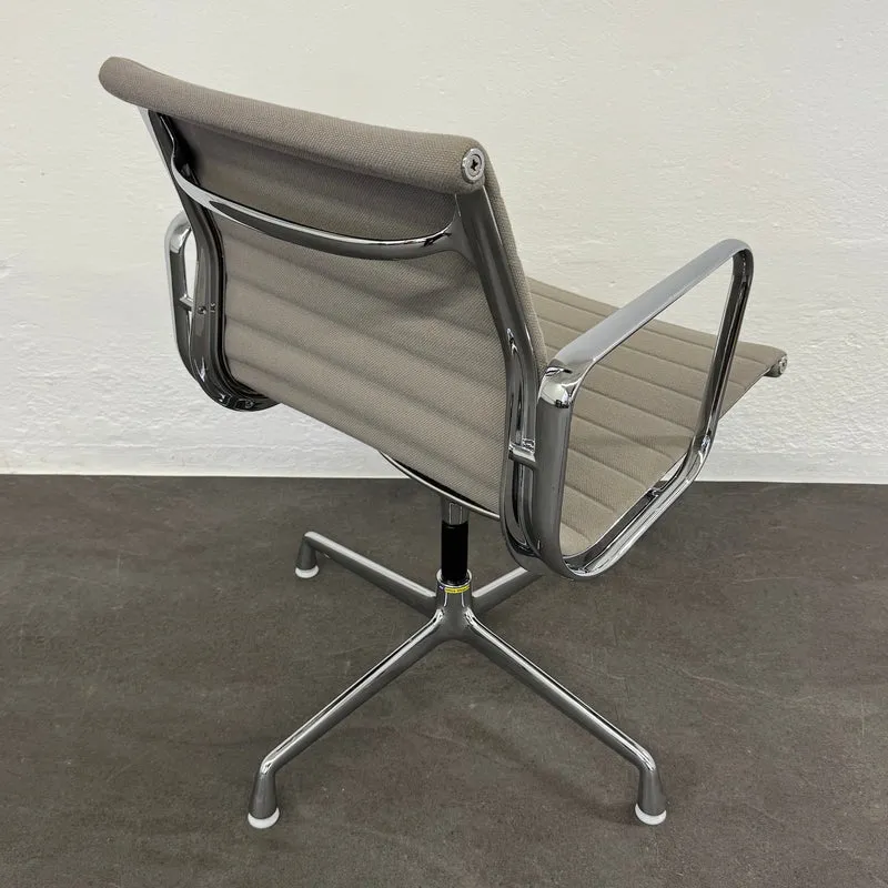 Vitra Eames Alu Chair EA108 Hopsak