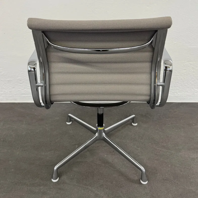 Vitra Eames Alu Chair EA108 Hopsak