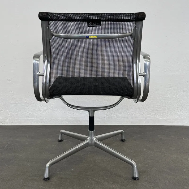 Vitra Eames Alu Chair EA107 Netz