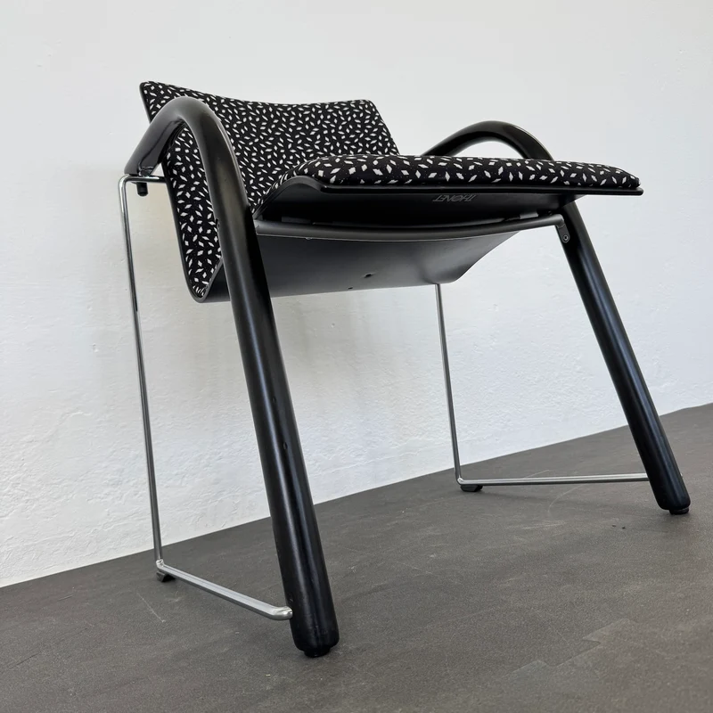 Thonet S 320 P Polsterstuhl
