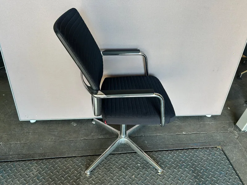 Köhl Anteo Konferenzstuhl Schwarz